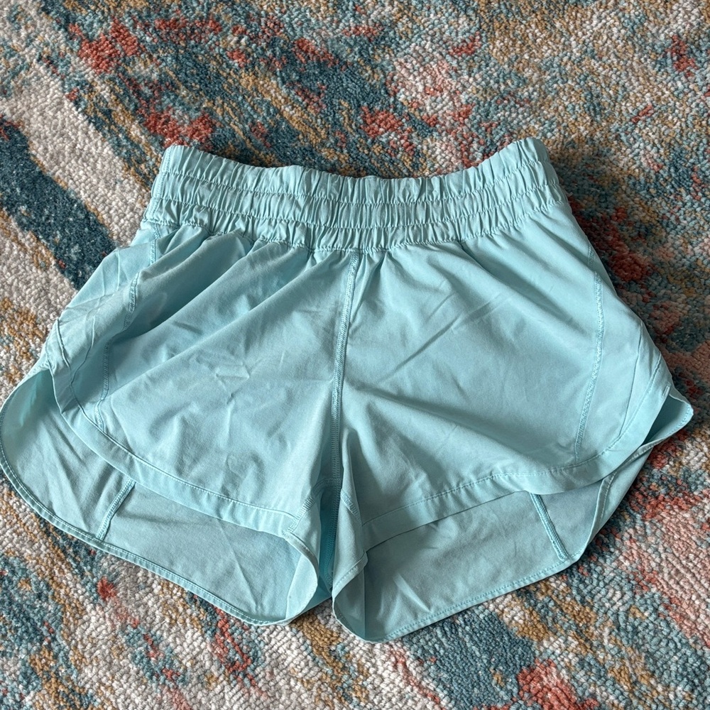 Lululemon 3in track that shorts size 6